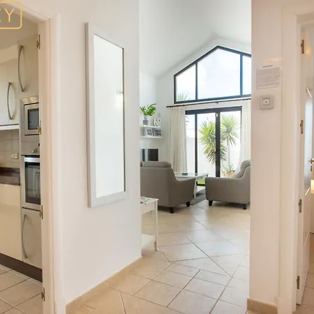 فيلة Orcades Close To Town Center Pool & A/c *