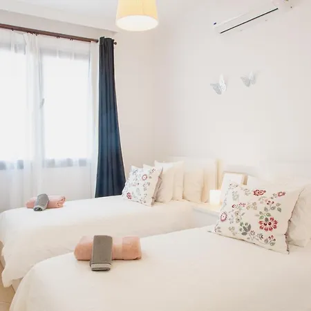 فيلة Orcades Close To Town Center Pool & A/c *